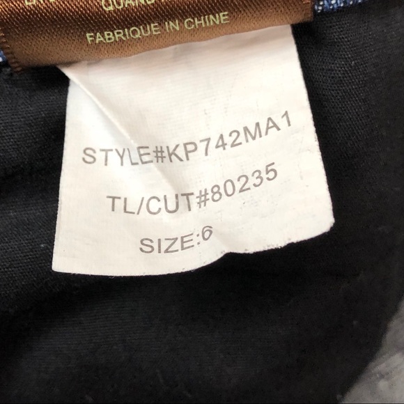 Kut from the Kloth Maggy Flare Jeans Size 6 - Picture 6 of 8